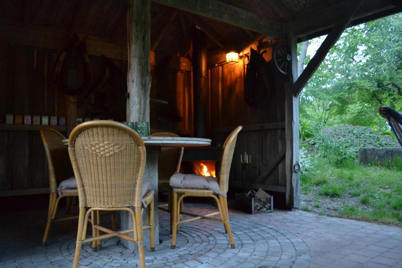 Wildwestruurlo Villa Exteriör bild