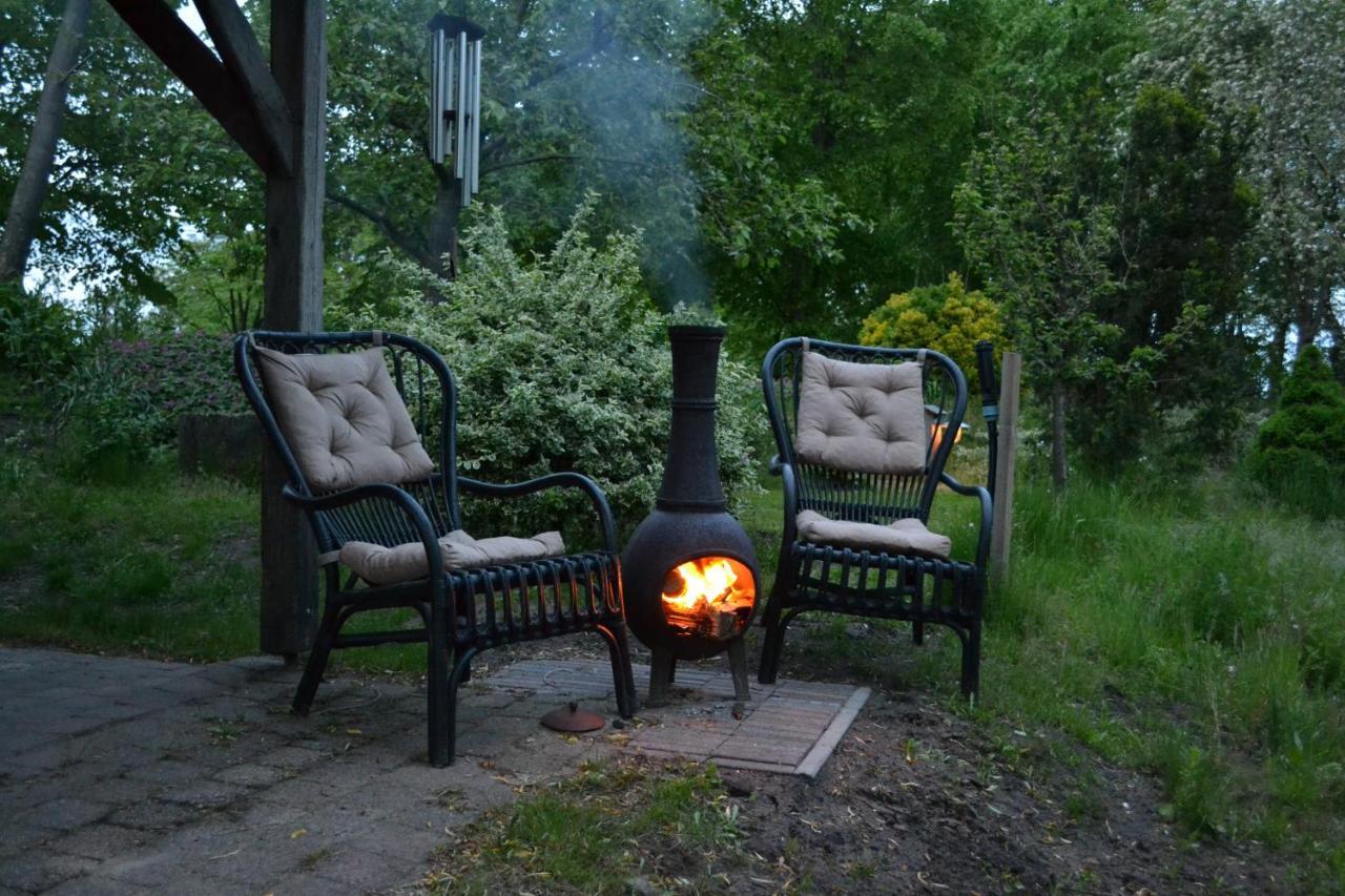 Wildwestruurlo Villa Exteriör bild
