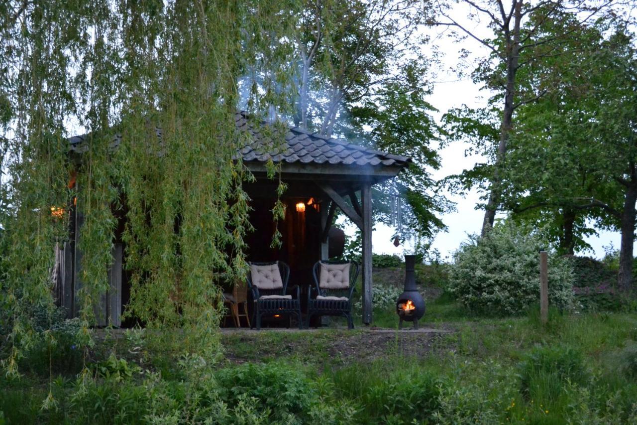 Wildwestruurlo Villa Exteriör bild