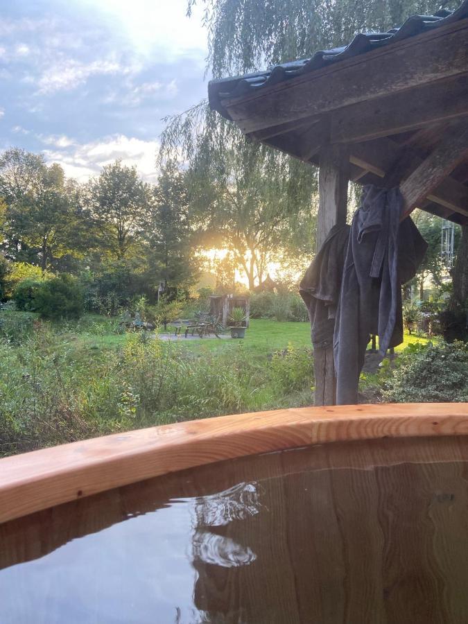 Wildwestruurlo Villa Exteriör bild